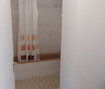 Location Appartement 1 pièce 24m² - Photo 2