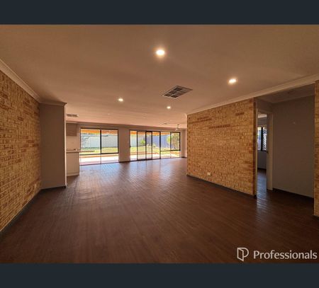 3 Mugana Crescent, Waggrakine, WA 6530 - Photo 3