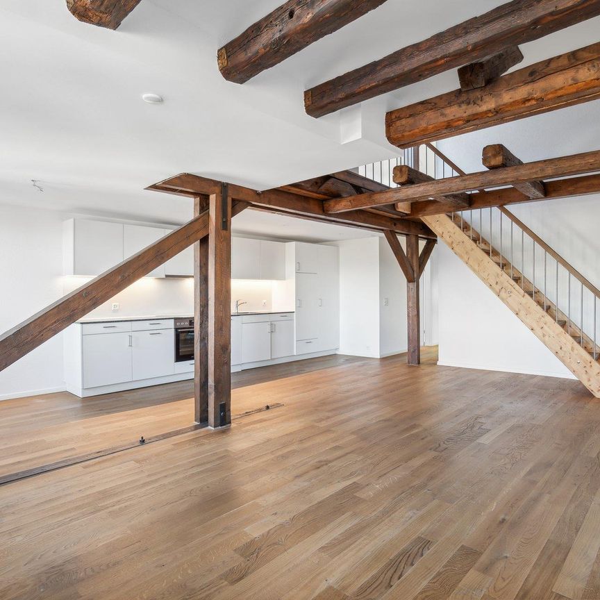 Attraktive Maisonettewohnung mit Dachterrasse zu vermieten - Photo 1