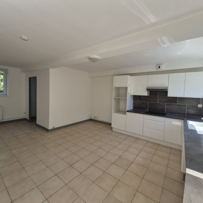 Location Appartement 2 pièces 39m² LILLE 59260 - Photo 1