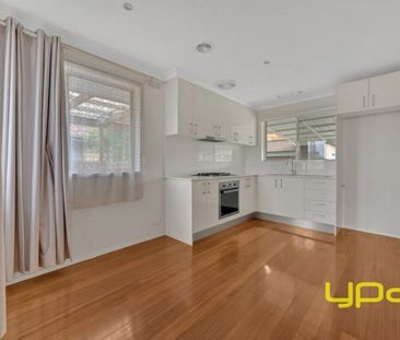 22 Laemmle Street, DANDENONG NORTH - Photo 5