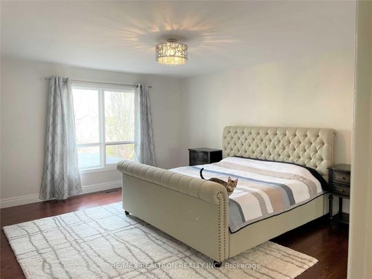 For Lease - 12 Donwoods Drive, Toronto, Ontario - Photo 1