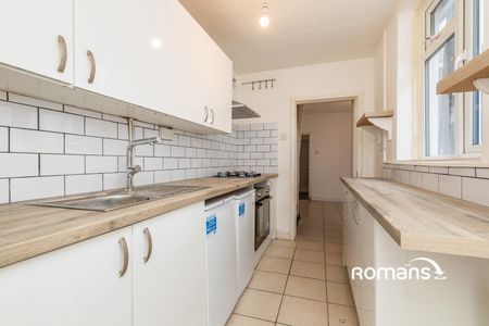 2 bedroom terraced to rent - Photo 5