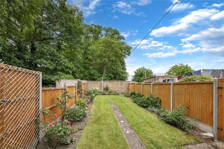 2 bedroom terraced house to rent - Photo 5
