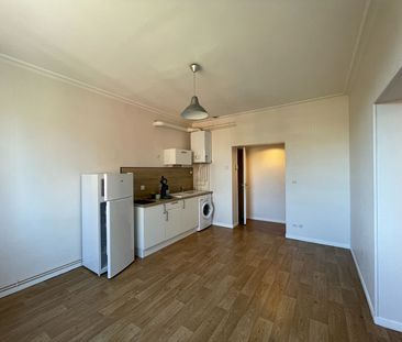 Location Appartement 2 pièces 34m² - Photo 3