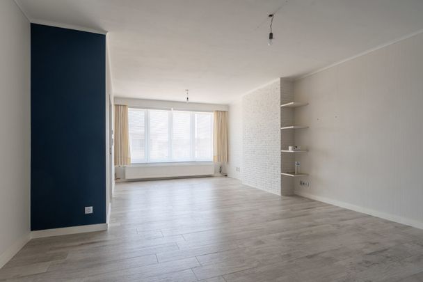 Ruim 2-slaapkamer appartement met garage te Turnhout - Photo 1