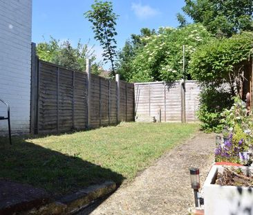 2 bedroom terraced house to rent - Photo 5