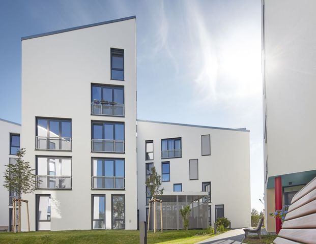 Rollstuhlgerecht mit Einbauküche - Smarte Wohnung in Adlershof - Photo 1