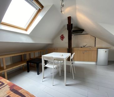 Location Appartement 1 pièce 12m² SAUMUR 49400 - Photo 4