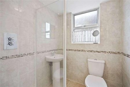 Raynham Road, Brackenbury Village, London, W6 - Photo 4