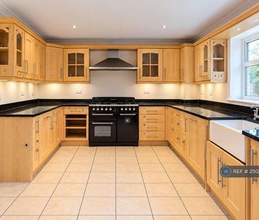 4 bedroom detached house to rent - Photo 6