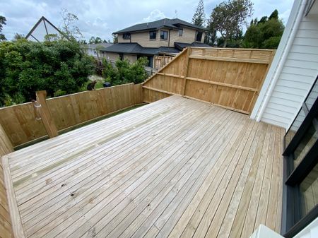 Brand New 3 Bedroom in Te Atatu South - Photo 3