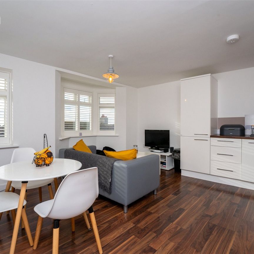 2 bedroom maisonette to rent - Photo 1