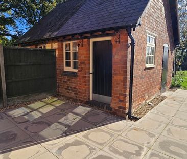 2 bedroom semi-detached to let - Photo 3