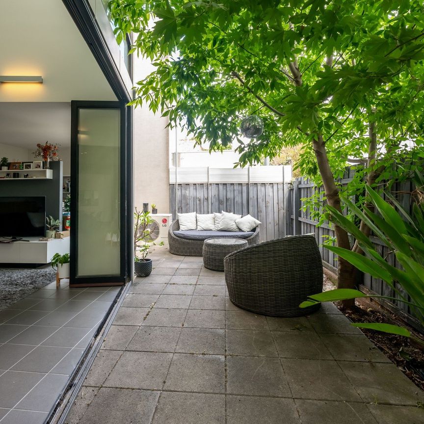 7 Albert Place, Richmond - Photo 1