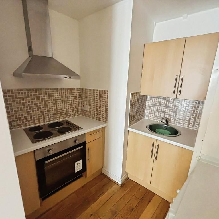 1 bedroom flat to rent - Photo 1