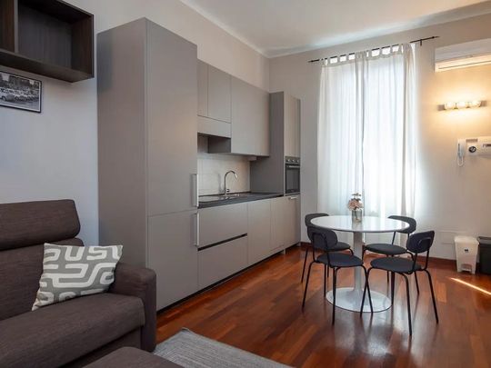 Via Bernardino Verro, Milan, Lombardy 20141 - Photo 1