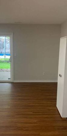 Garden Level Suite- Patio-Yard Access-Bright Spacious - Photo 1