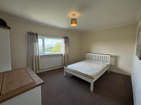 Eldon Place, Cutler Heights, Bradford, BD4 9JH - Photo 1