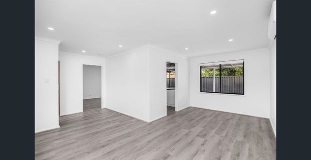 NEWLY RENOVATED UNFURNSHED 4 BEDROOM HOUSE IN FERNDALE! - Photo 1