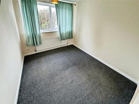 4 bedroom detached house to rent - Photo 4