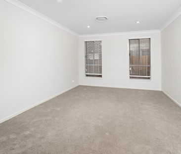 Spacious living in Tullimbar - Photo 4
