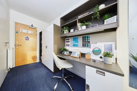 Single Ensuite Rooms - Photo 2