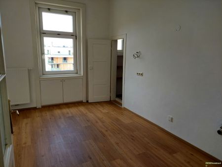 Großzügige Wohneinheit 112m² mit kleiner Loggia in Steyr - Photo 2