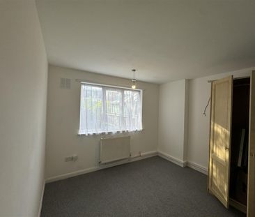 2 Bedroom Flat To Let - Photo 6