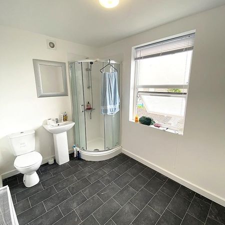 1 bedroom property to rent - Photo 3