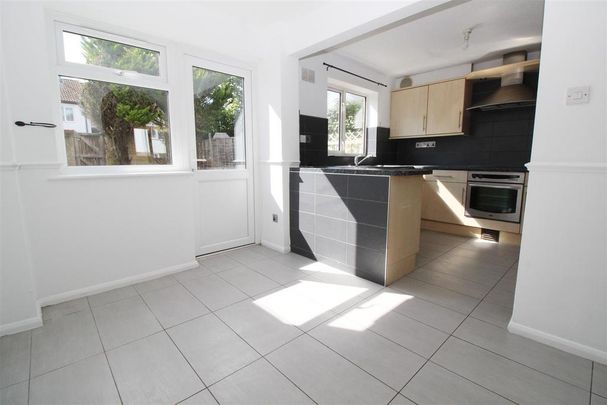3 bedroom house to rent - Photo 1