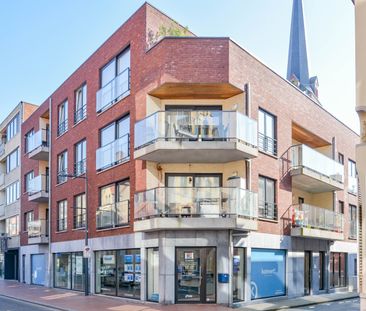 Aantrekkelijk en energiezuinig appartement in hartje Izegem - Foto 4