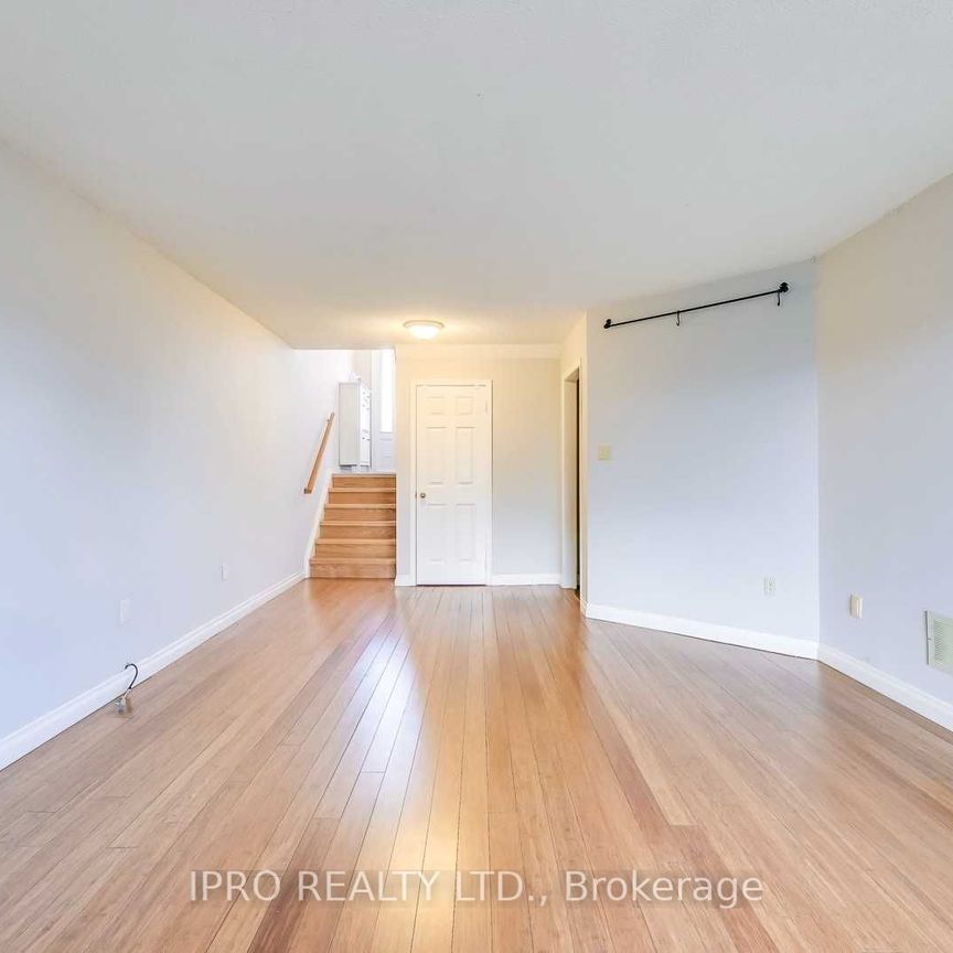For Lease - 1109 Lindsay Drive, Oakville, Ontario - Photo 1
