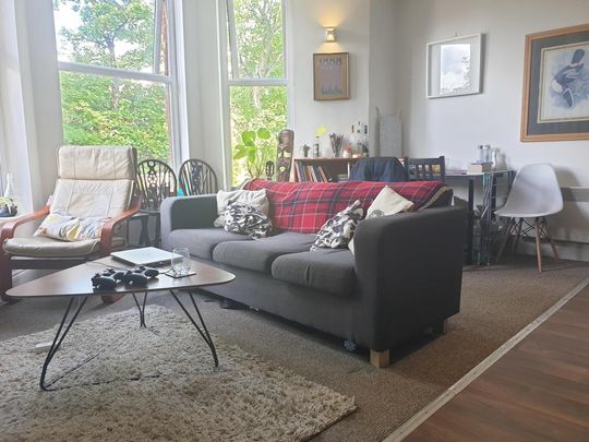 2 bedroom flat to rent - Photo 1