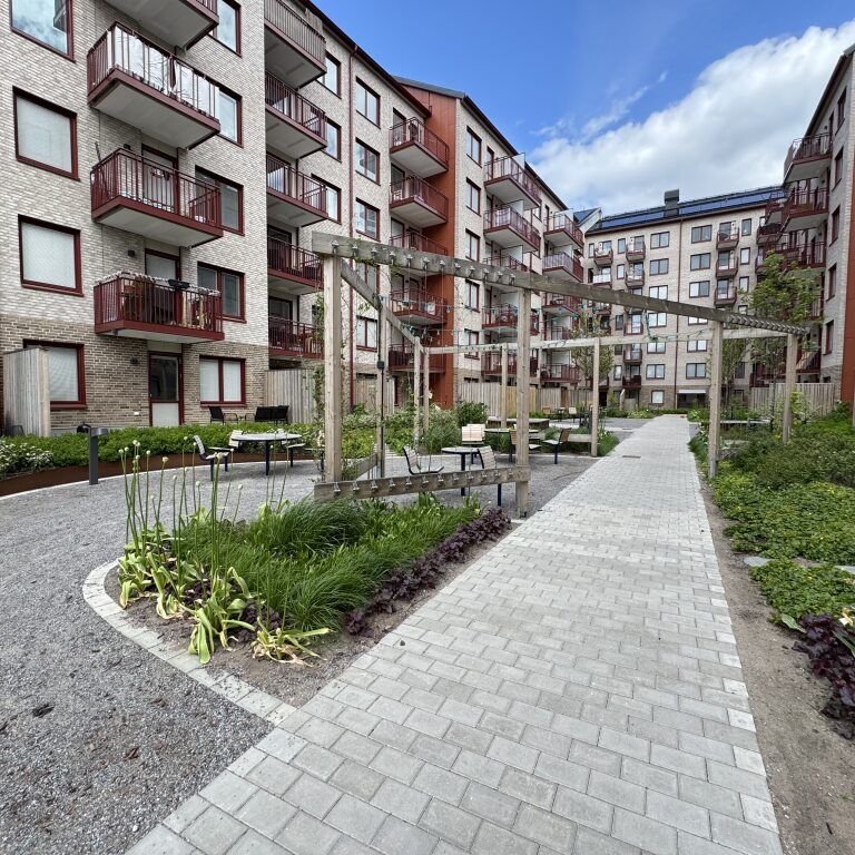 Mäldgatan, Järfälla - Photo 1