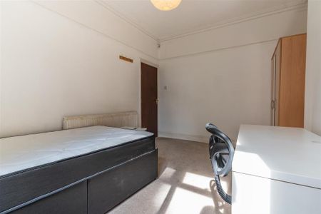 5 bedroom house to rent - Photo 3