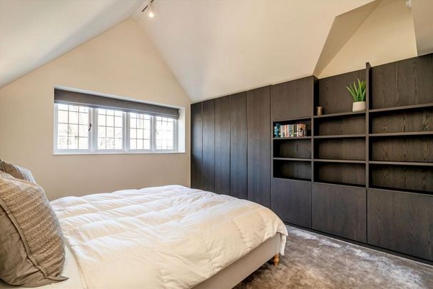 6 bedroom terraced house to rent - Photo 1