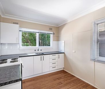 TWO BEDROOM UNIT IN SMALL COMPLEX - Photo 4