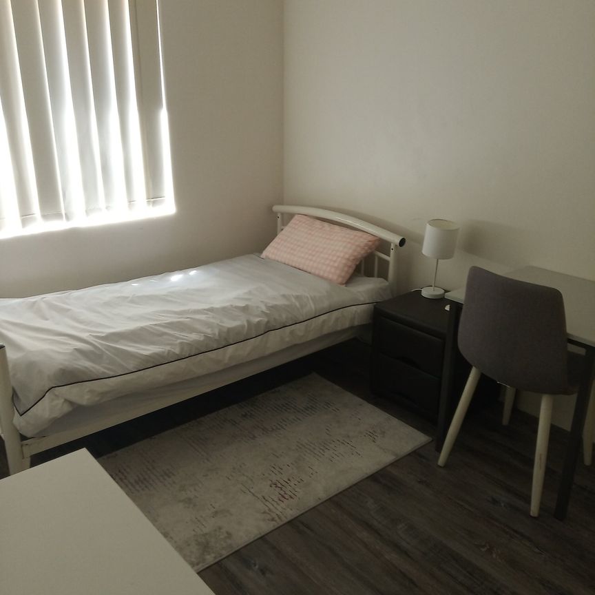 Mirrabooka - Photo 1