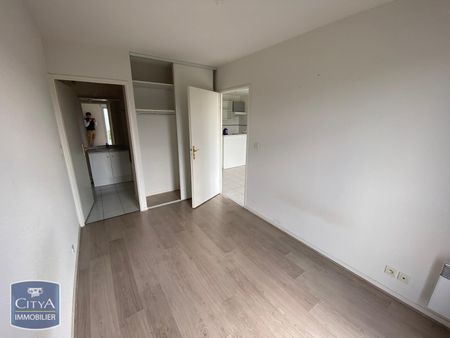 Location Appartement 2 pièces 34m² POITIERS 86000 - Photo 2