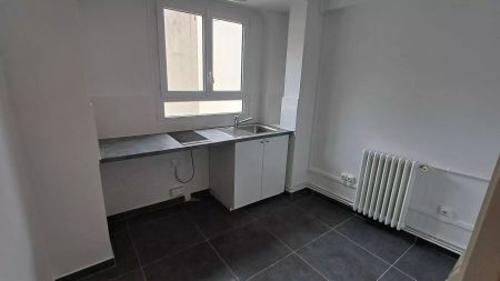 location Appartement T2 DE 53.6m² À PARIS - Photo 4