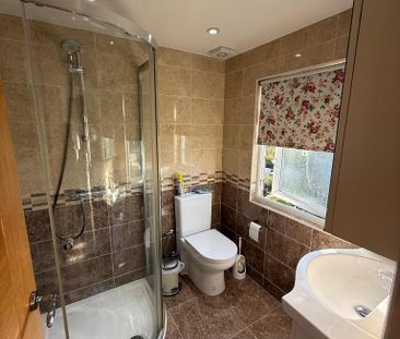 3 bedroom maisonette to rent - Photo 2