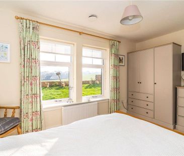 4 bedroom detached house to rent - Photo 2