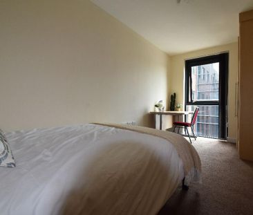 3 bedroom apartment to rent - Photo 2