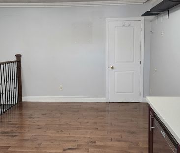 For Lease - 1017 Weston Road Unit# Upper Unit, Toronto, Ontario - Photo 2