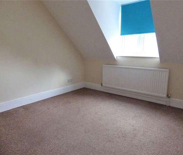 The Avenue, Minehead, Somerset, TA24 - Photo 2