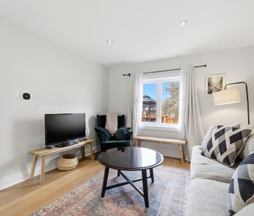 For Lease - 24 Glenburn Avenue Unit# Upper, Toronto, Ontario - Photo 1