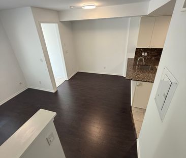 For Lease - 27 Coneflower Crescent Unit# 30, Toronto, Ontario - Photo 6