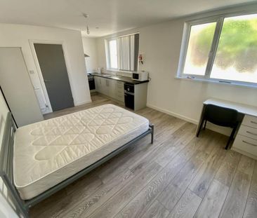 1 bedroom flat to rent - Photo 5