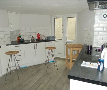 Student Properties to Let - Photo 1